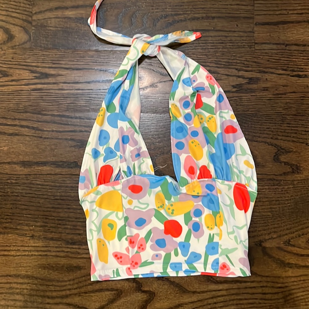 patterned crop top